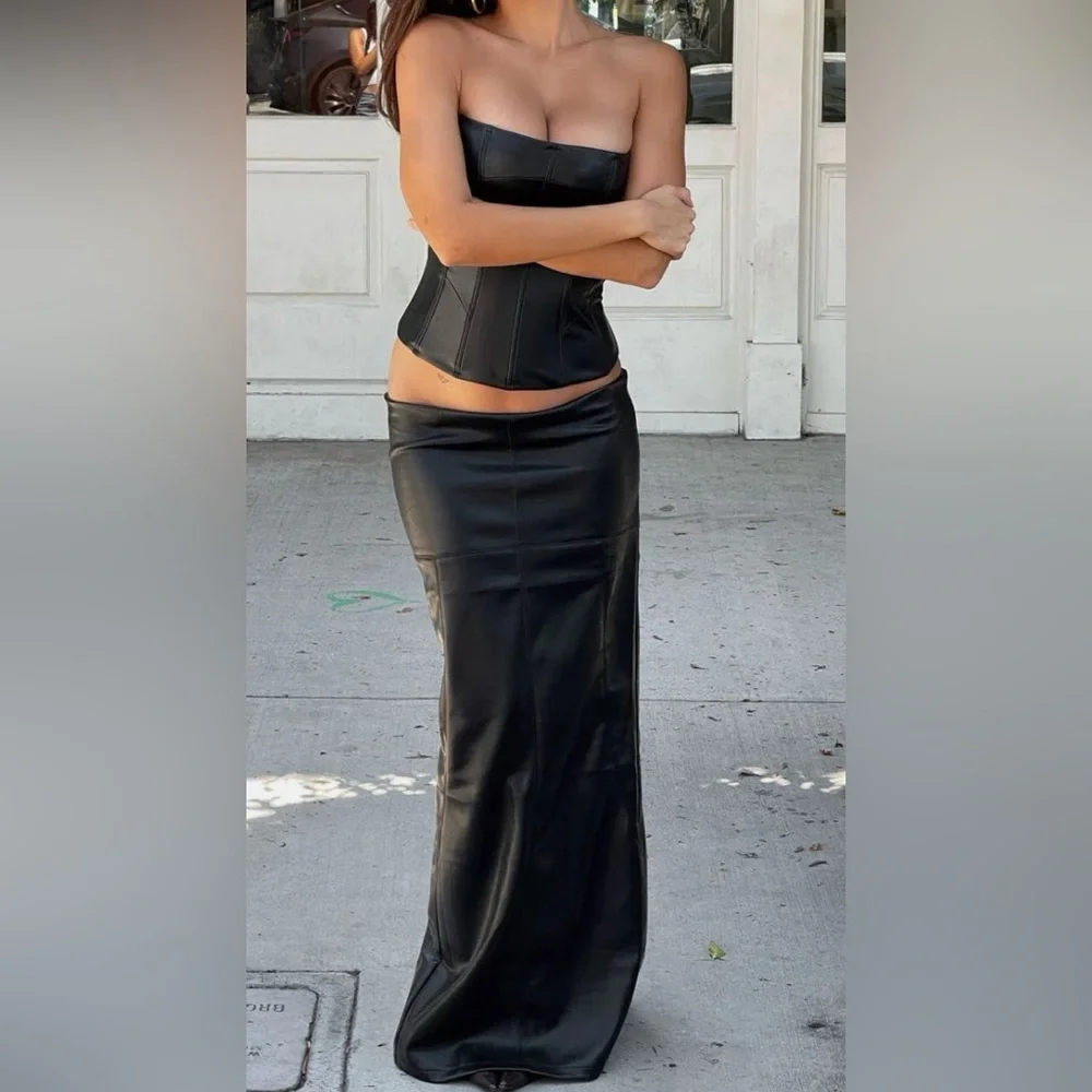 OUTCAST SOLA PU MAXI SKIRT BLACK SPL - Picture 3 of 8